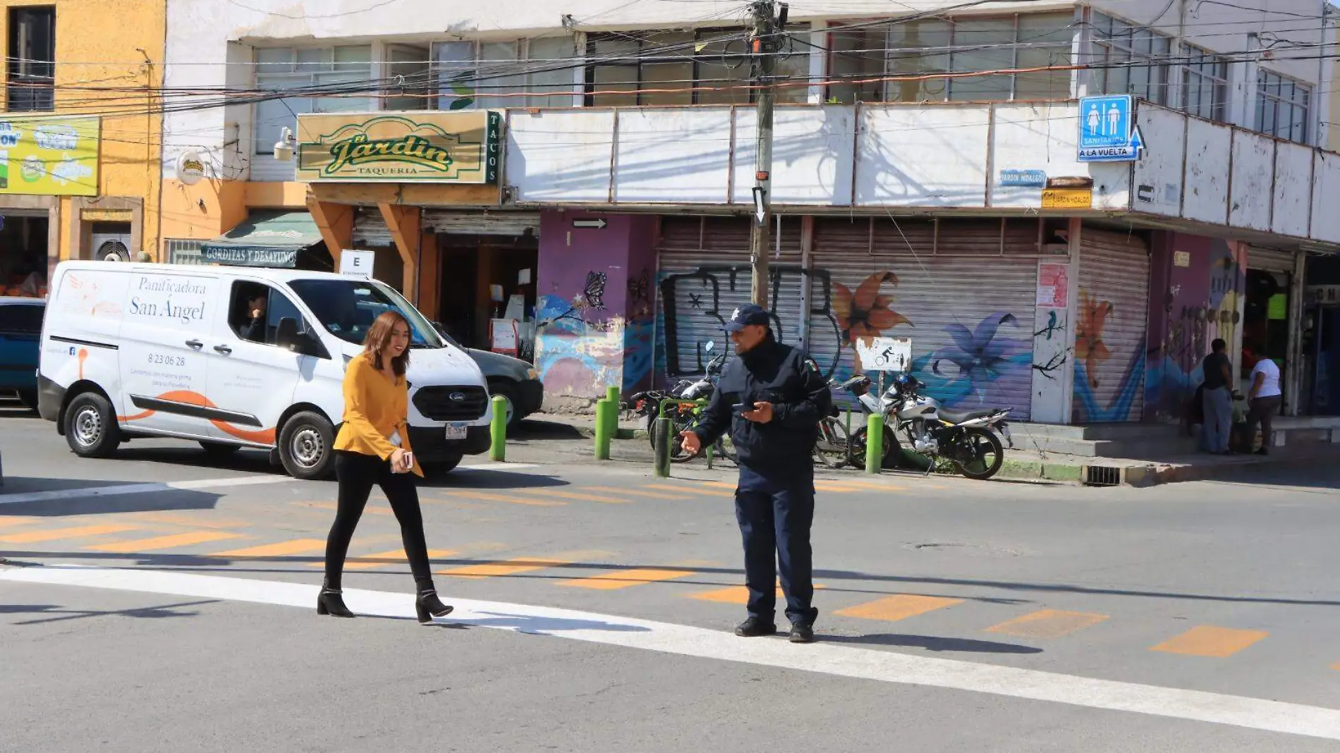 Tráfico soledad (2) policía vial